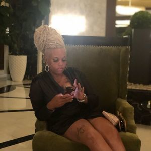 Meet your Posher, Indeya